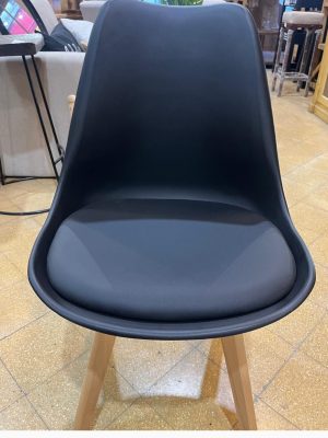 SILLA TULIP NEGRA Y BLANCA