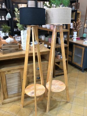 LAMPARA DE PIE DE MADERA